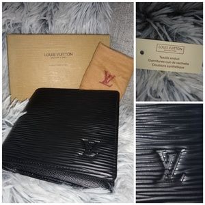 Host Pick! Louis Vuitton LV epi bk leather wallet